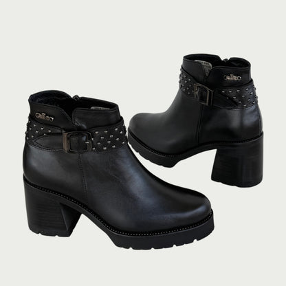 Botines en cuero negro Ref: 6410ZPNG