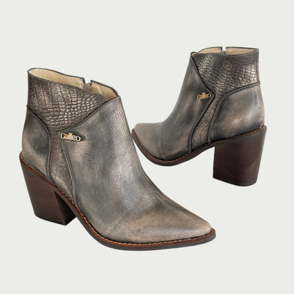 Botines en cuero café Ref: 1823ZPAR