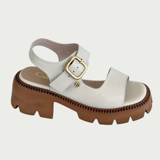 Sandalias en cuero marfil x miel Ref: P662ZPTA