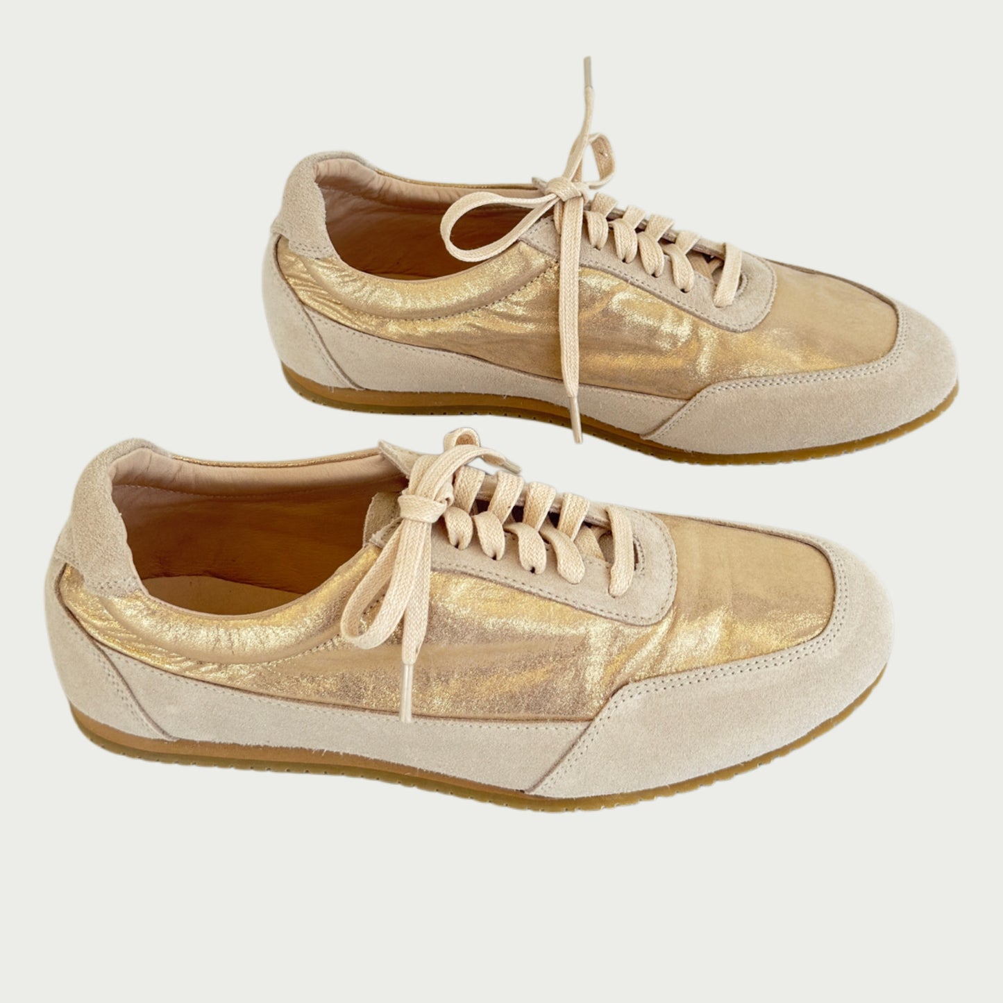 Tenis en cuero beige x oro Ref: T03ZPCRU
