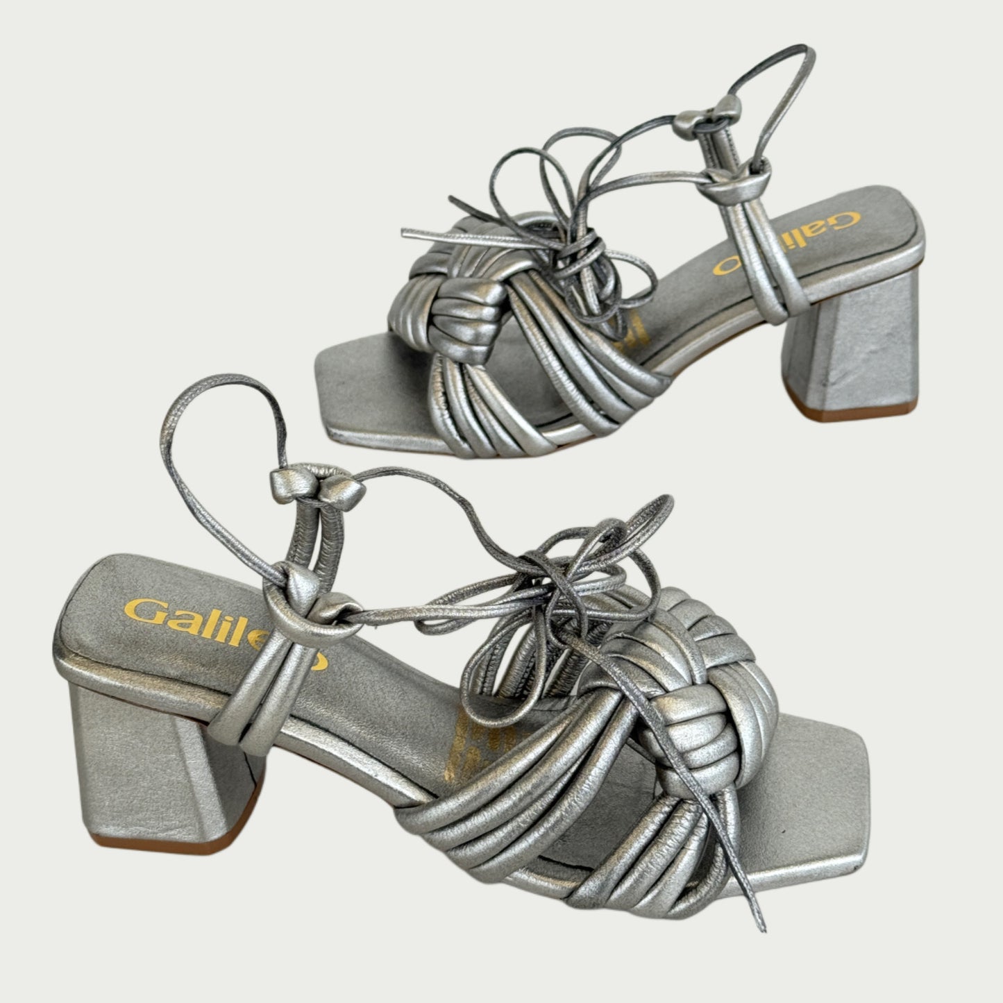 Sandalias en cuero plomo Ref: 7838NPPL6