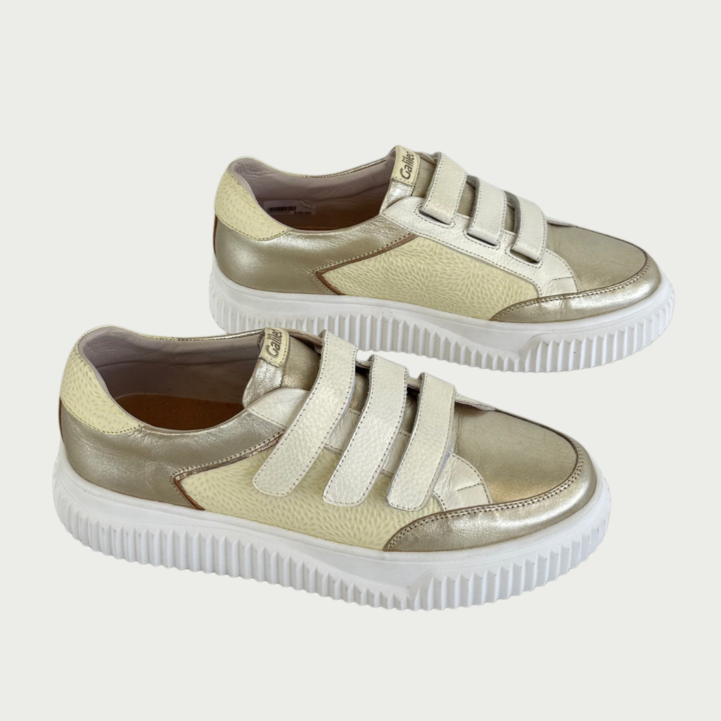 Tenis en cuero dorado x amarillo pastel Ref: SV01NPOA