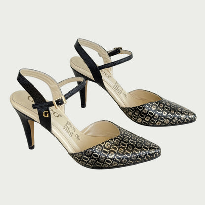Zapatos en cuero negro x detalles dorados Ref: 7003ZPNG