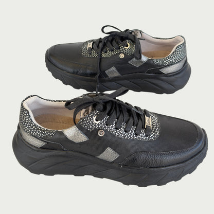 Tenis en cuero negro x plata Ref: SD119WP