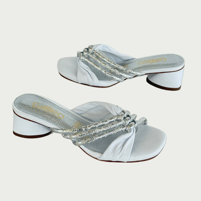 Sandalias en cuero blanco x plata Ref: LORETNPB