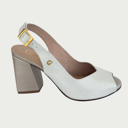 Sandalias en cuero beige Ref: 3182MPBK6
