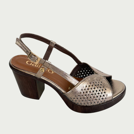 Sandalia en cuero bronce x folia Ref: 6361XPLU