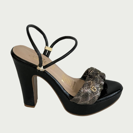 Sandalias en cuero negro x dorado Ref: 207MPNG