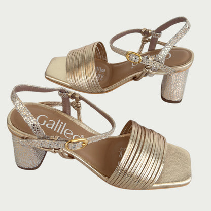 Sandalias en cuero dorado Ref: 8046ZPDO