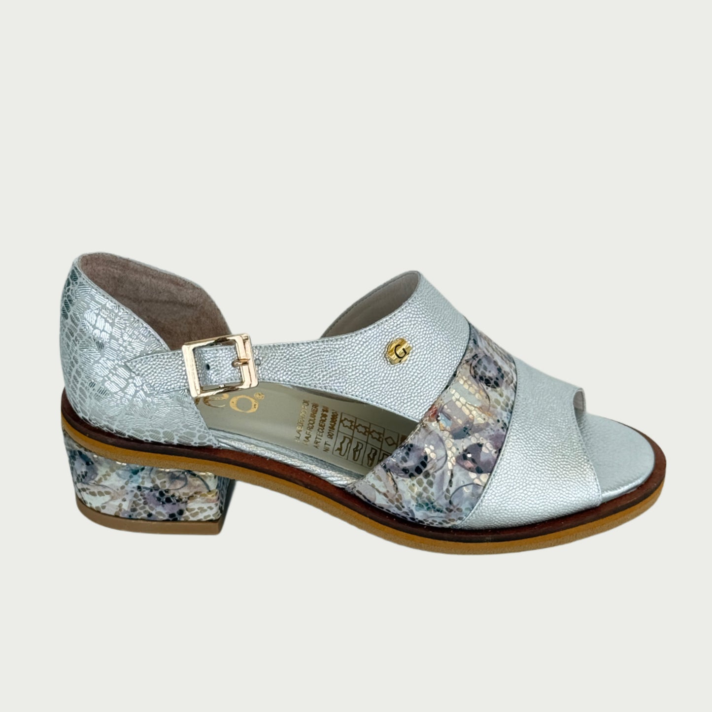 Sandalias en cuero plateado Ref: PMA952WPL