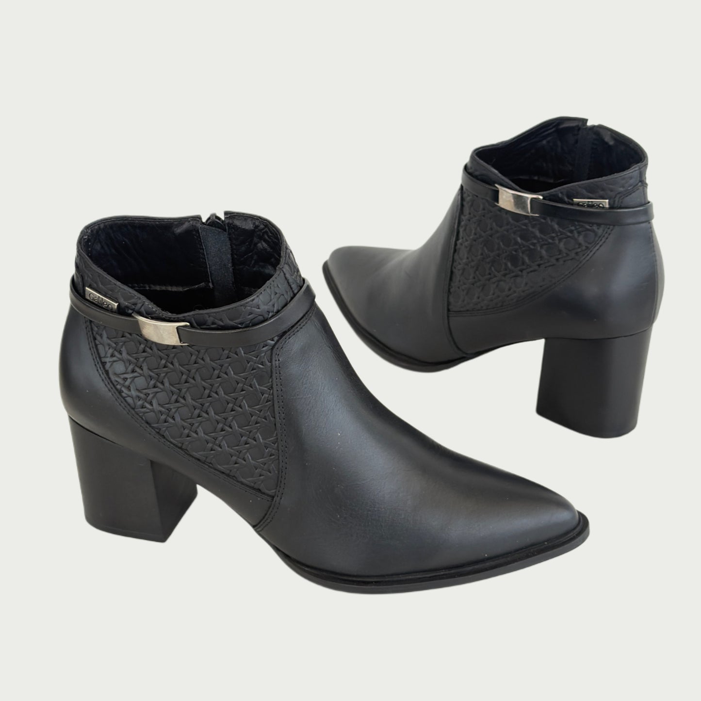 Botines en cuero negro Ref: BELMAWPCO4