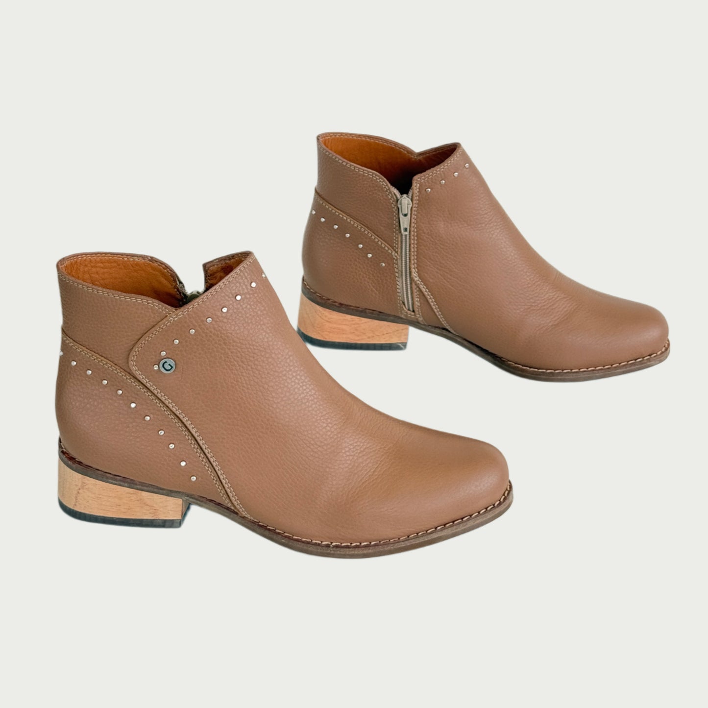 Botines en cuero miel Ref: 1825ZPMI