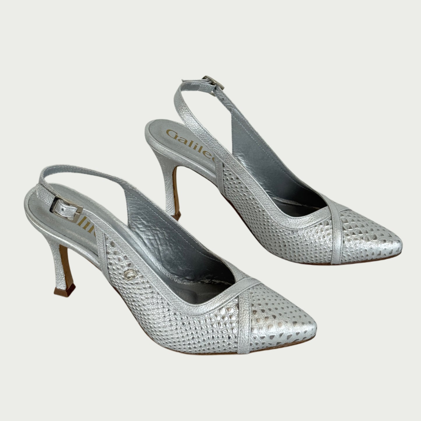 Stilettos destalonados en cuero plateado Ref: 5751WPLA