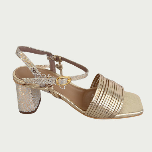 Sandalias en cuero dorado Ref: 8046ZPDO