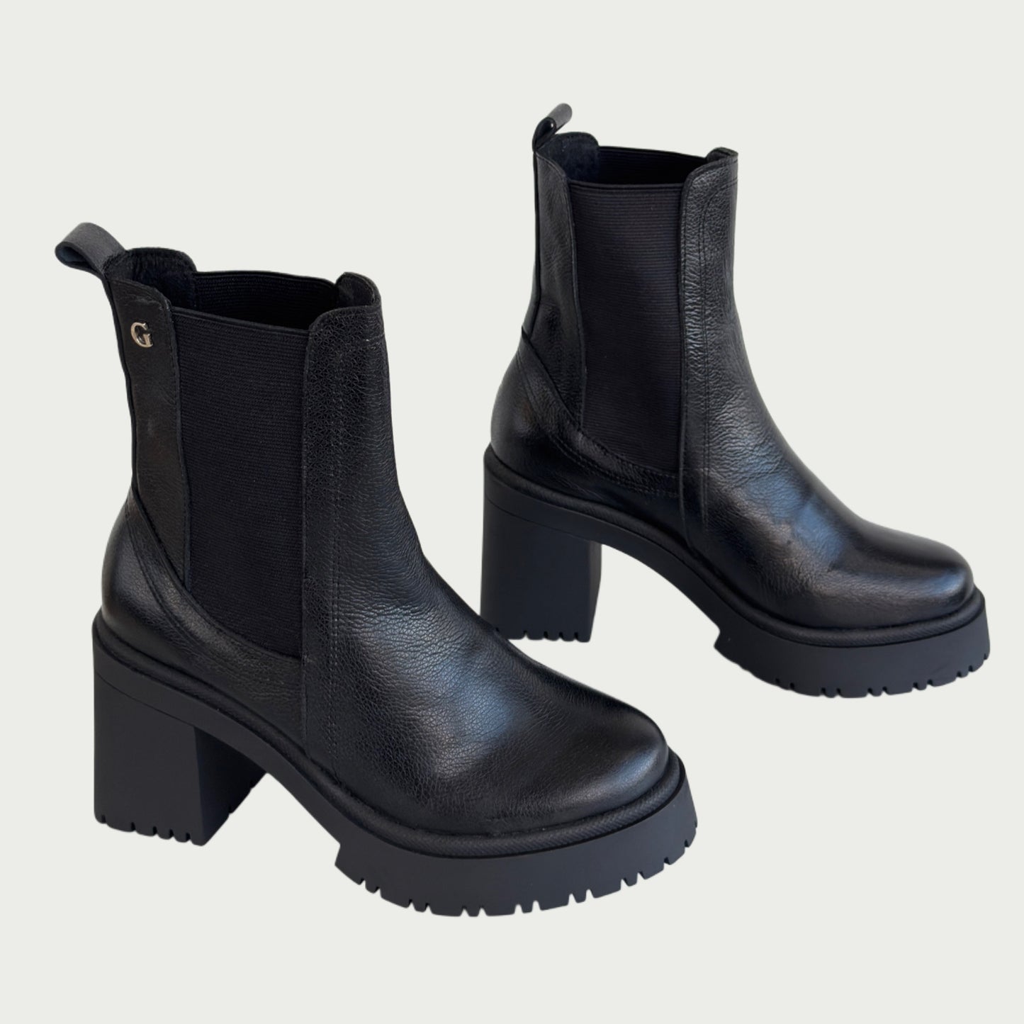 Botines en cuero negro Ref: 1753XPNG