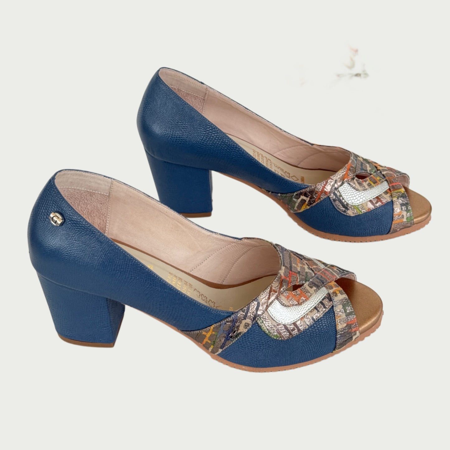 Zapatos en cuero azul despuntados Ref: BP34NPZ
