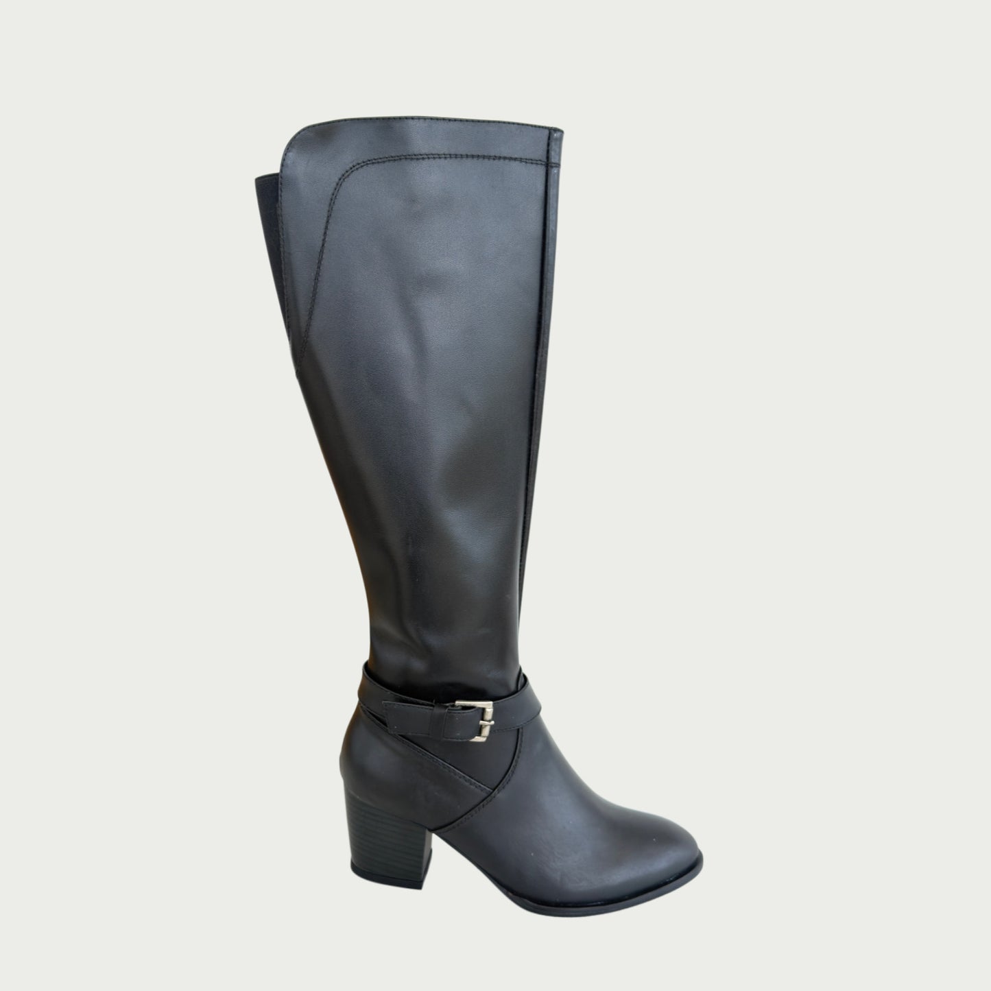 Botas en cuero negro Ref: 687BN4