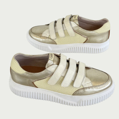 Tenis en cuero dorado x amarillo pastel Ref: SV01NPOA