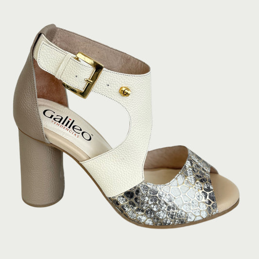 Sandalia en cuero talco x folia Ref:1799WPTA