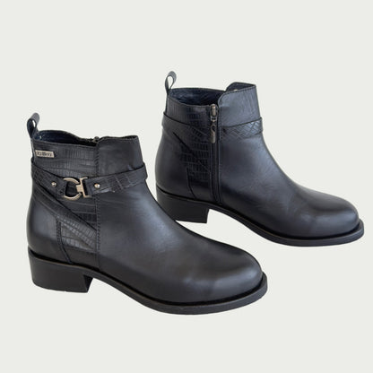 Botines en cuero negro Ref: 6326NPN36