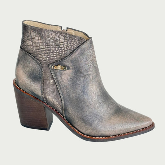 Botines en cuero café Ref: 1823ZPAR