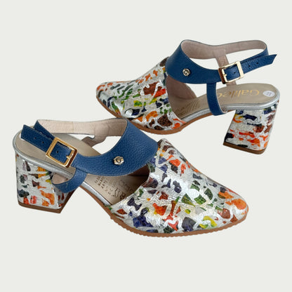 Tacones en cuero folia azul