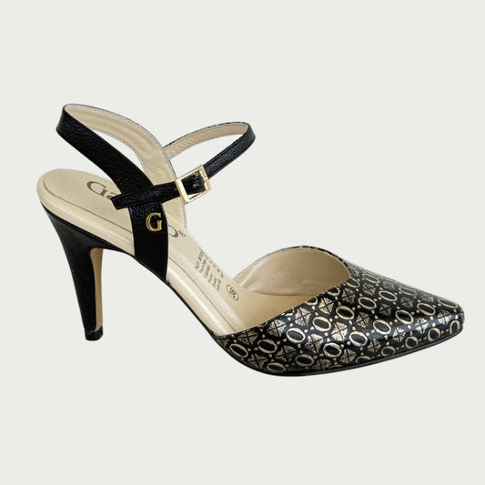 Zapatos en cuero negro x detalles dorados Ref: 7003ZPNG