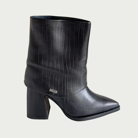 Botines en cuero negro Ref: 6393