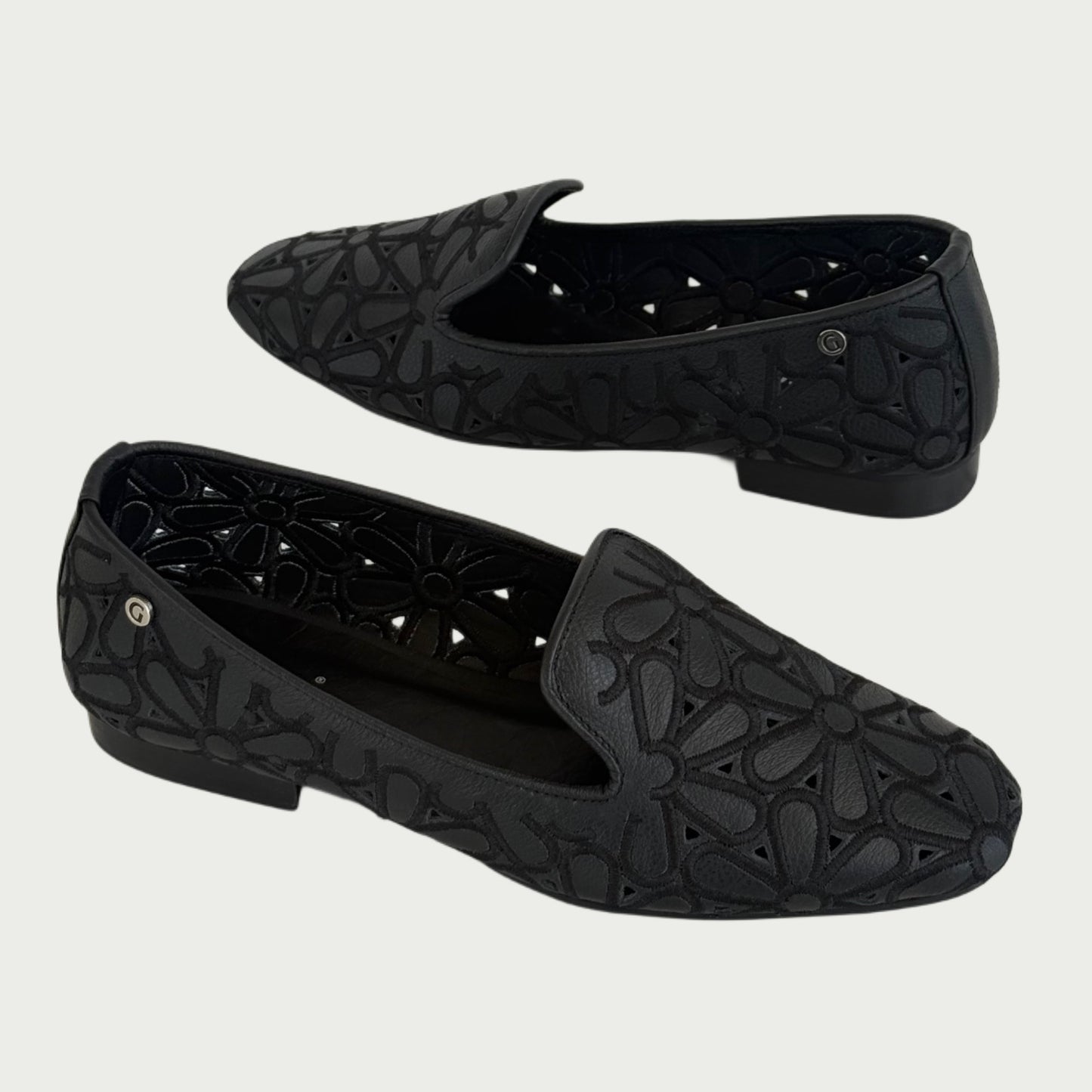 Baletas en cuero bordado  negro Ref : ALEGRAXN7