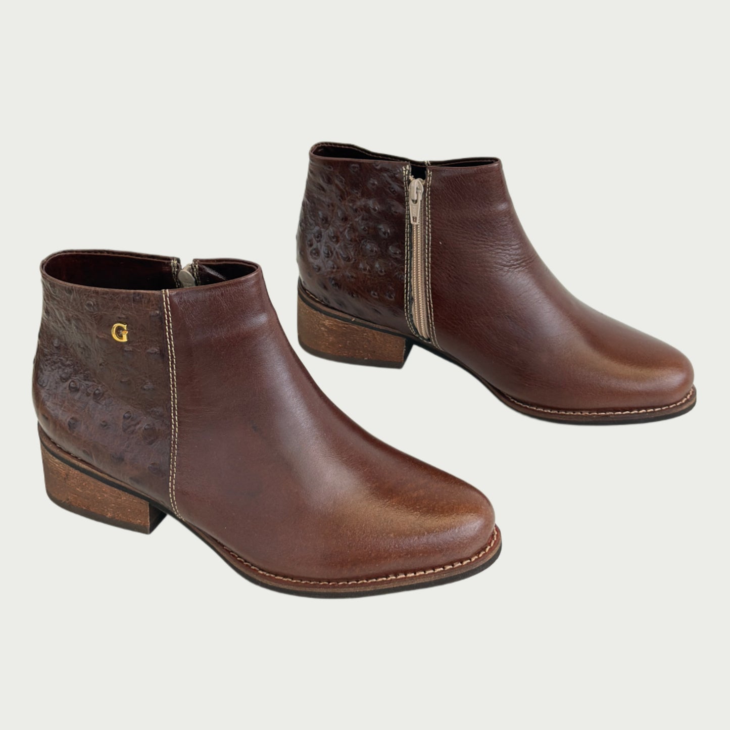 Botines en cuero cafe Ref: 819XPMA
