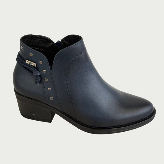 Botines en cuero azul Ref: BENETOWPZ
