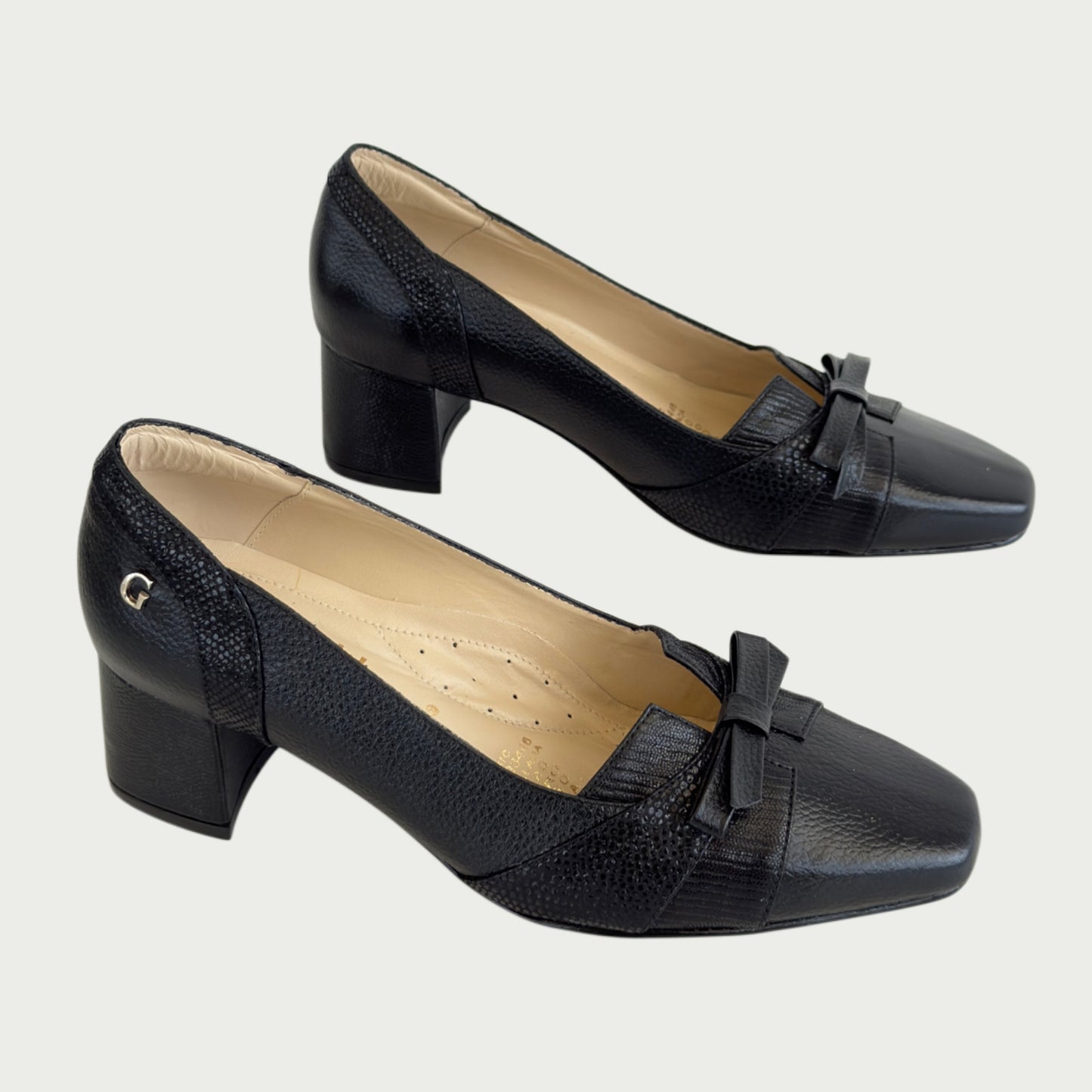 Zapatos en cuero negro x folia Ref: 2041ZPNG