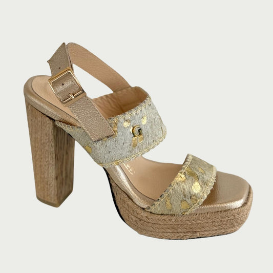Sandalias en cuero vacuno oro Ref: 1004NPOP