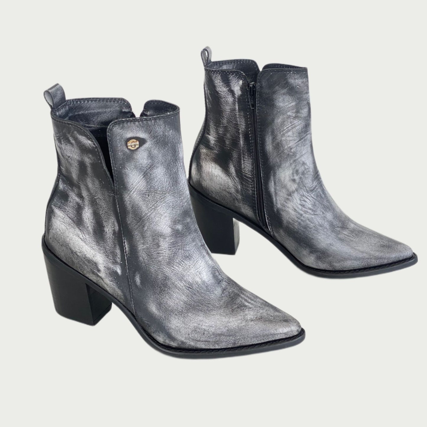 Botines en cuero brushoff negro x plata Ref: 1664NPNP