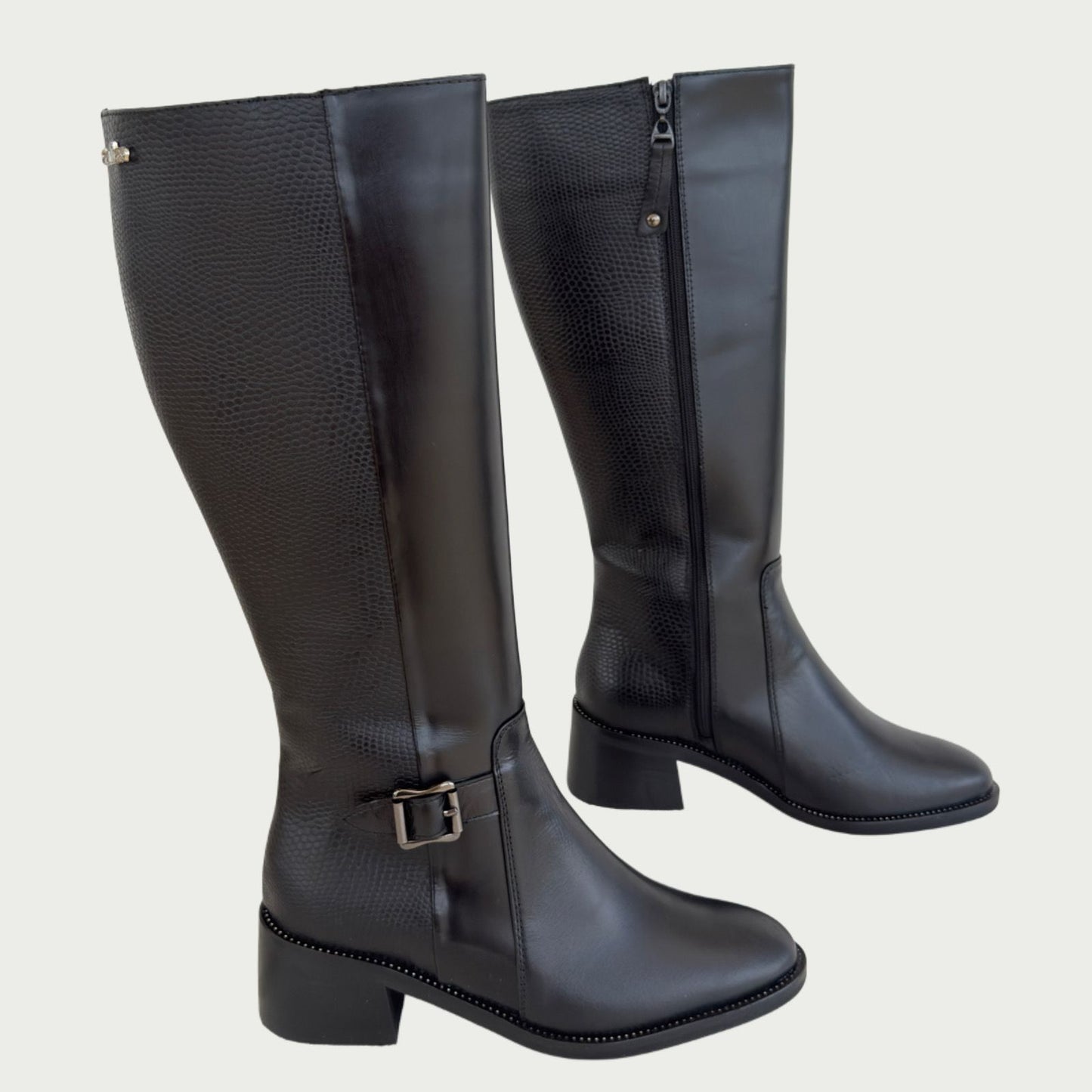 Botas en cuero negro Ref: 6510