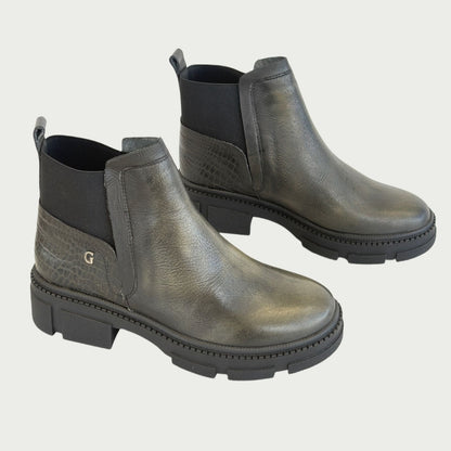 Botines en cuero verde x babilla Ref: 1579