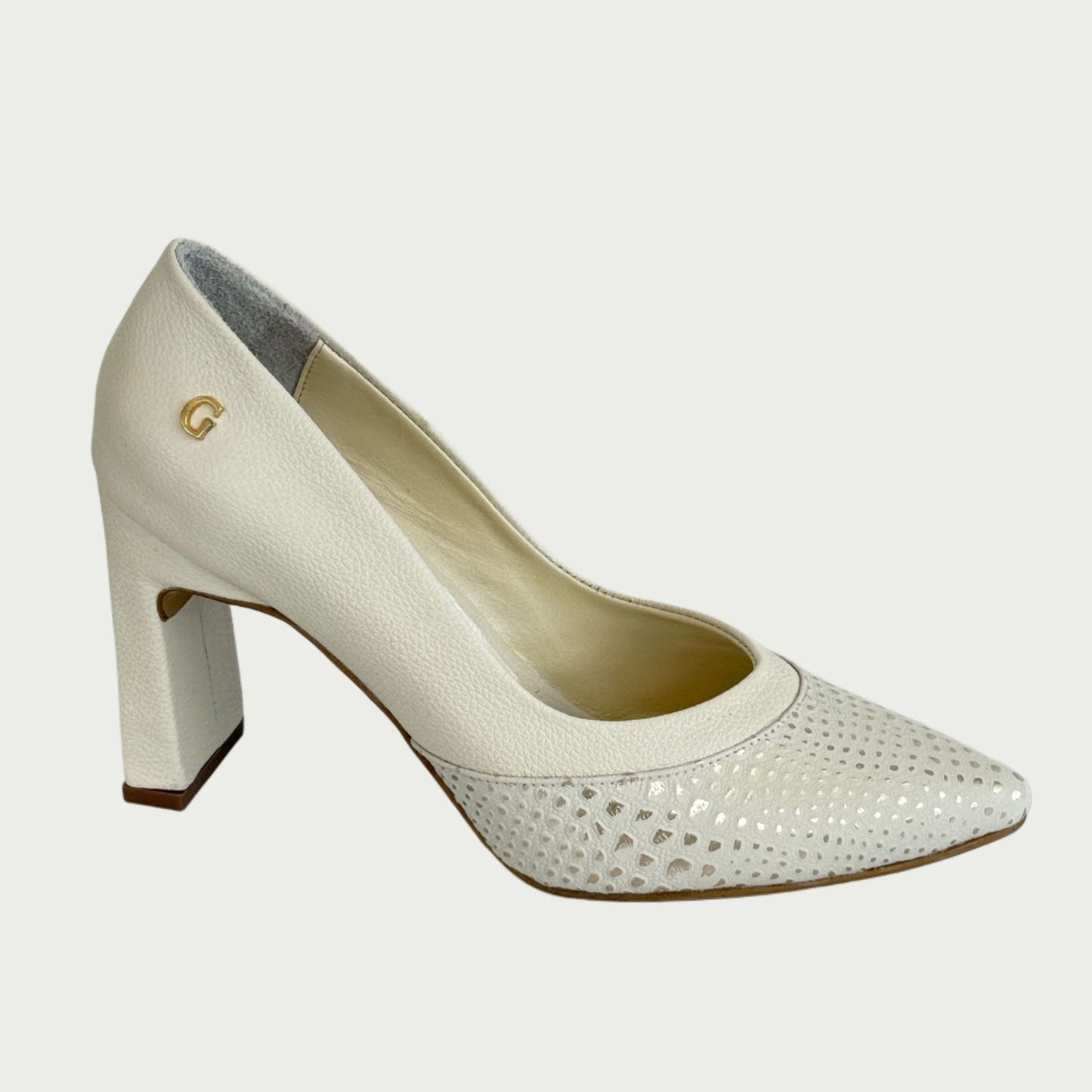 Zapatos en cuero beige Ref: 5756WPDU